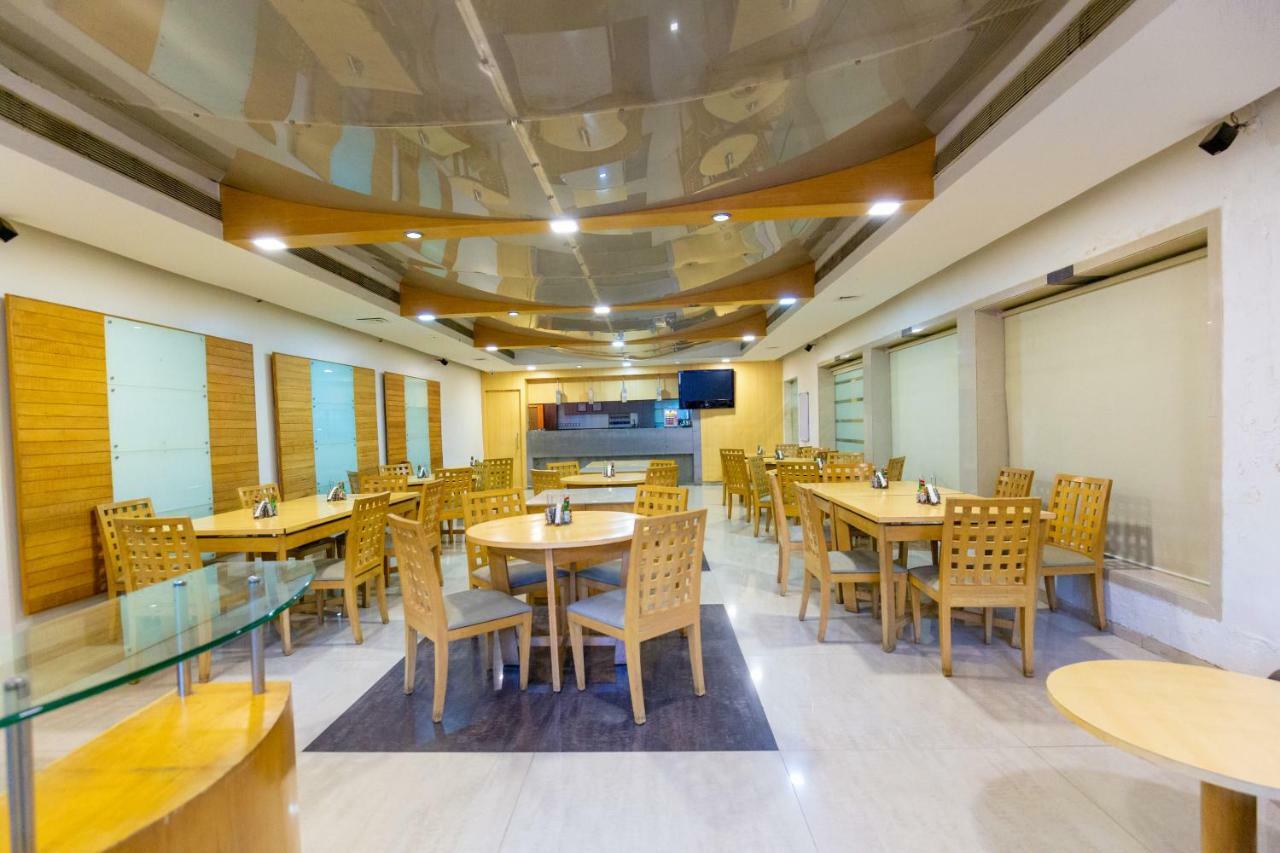 Sukh Hotel Mumbai Dış mekan fotoğraf